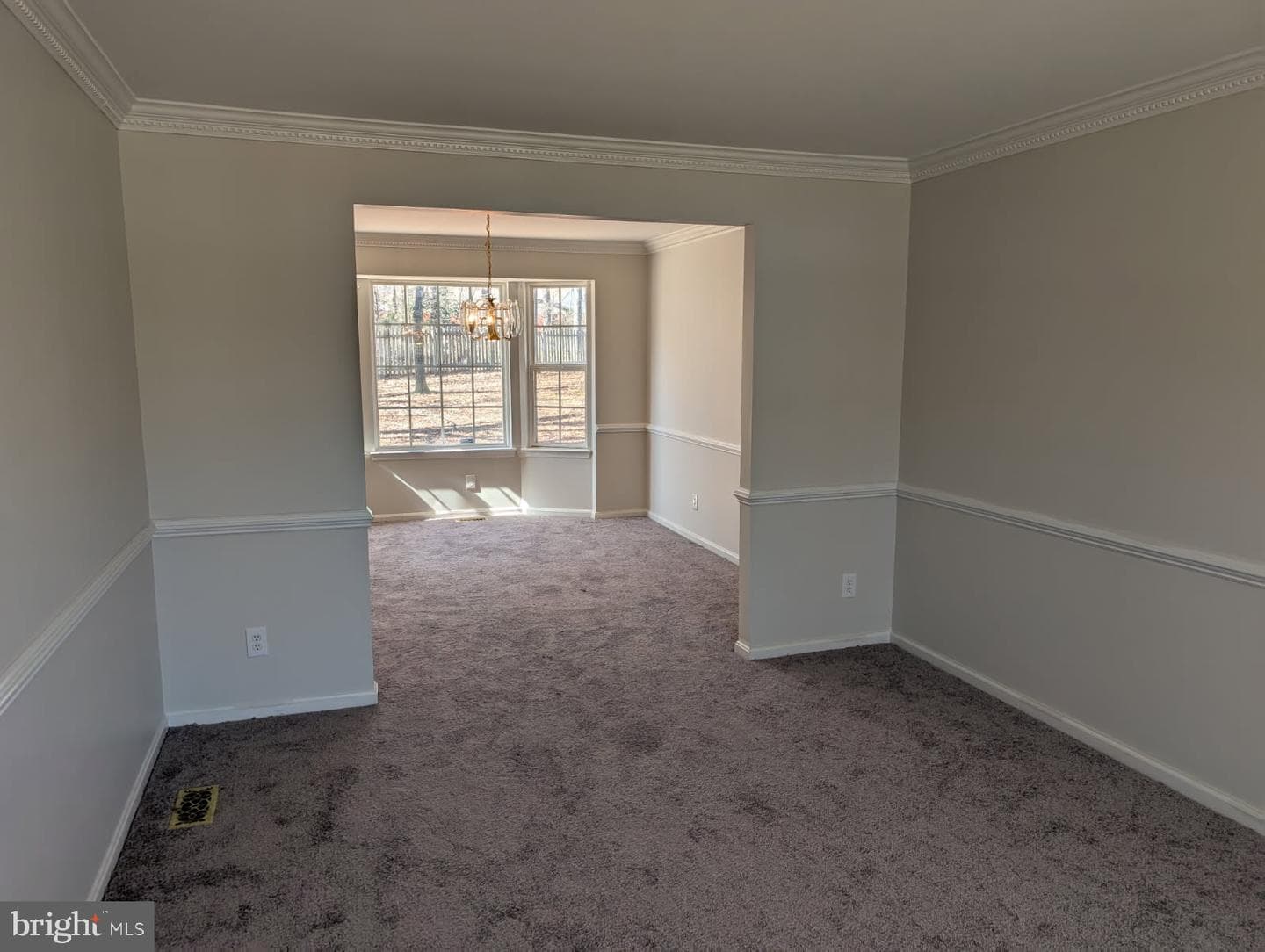 5617 Cambridge Drive photo 7