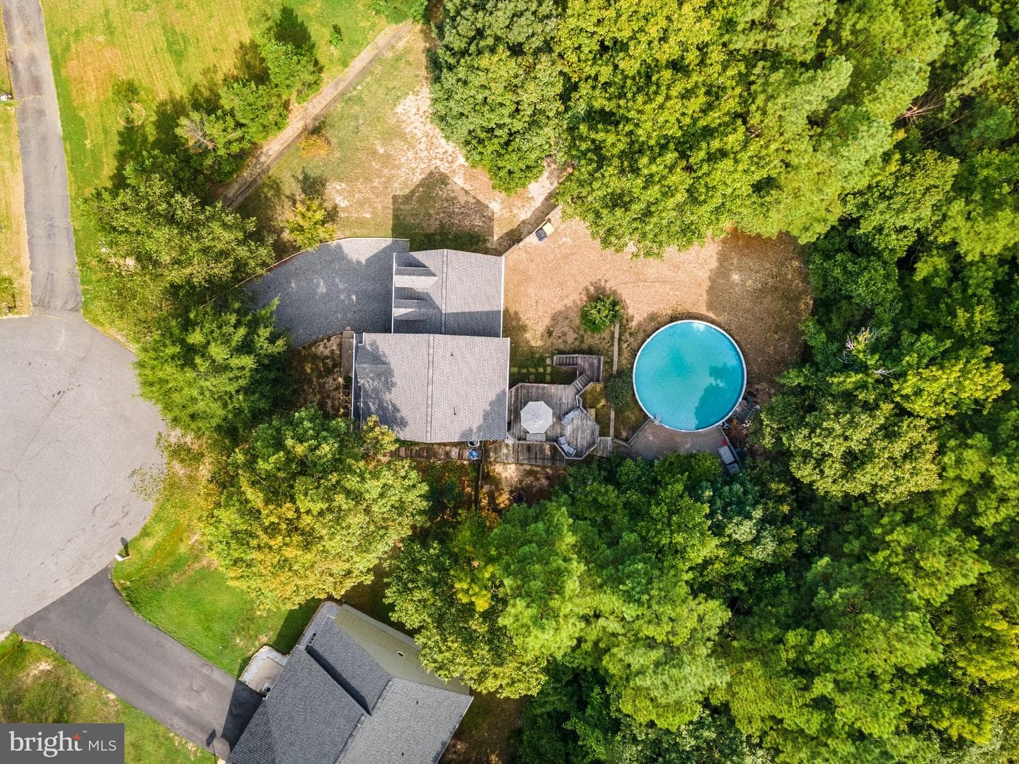 8815 Dundee Drive photo 43
