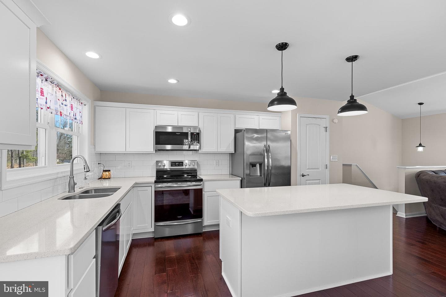 7703 Old Robert E Lee Drive photo 17
