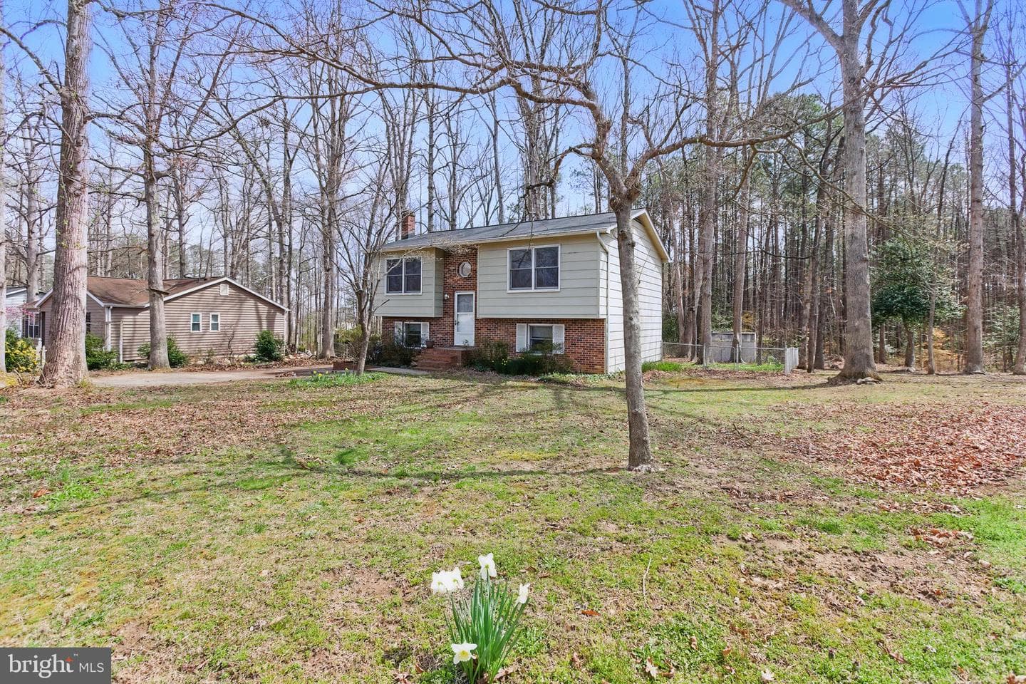 526 Pleasants Drive photo 3