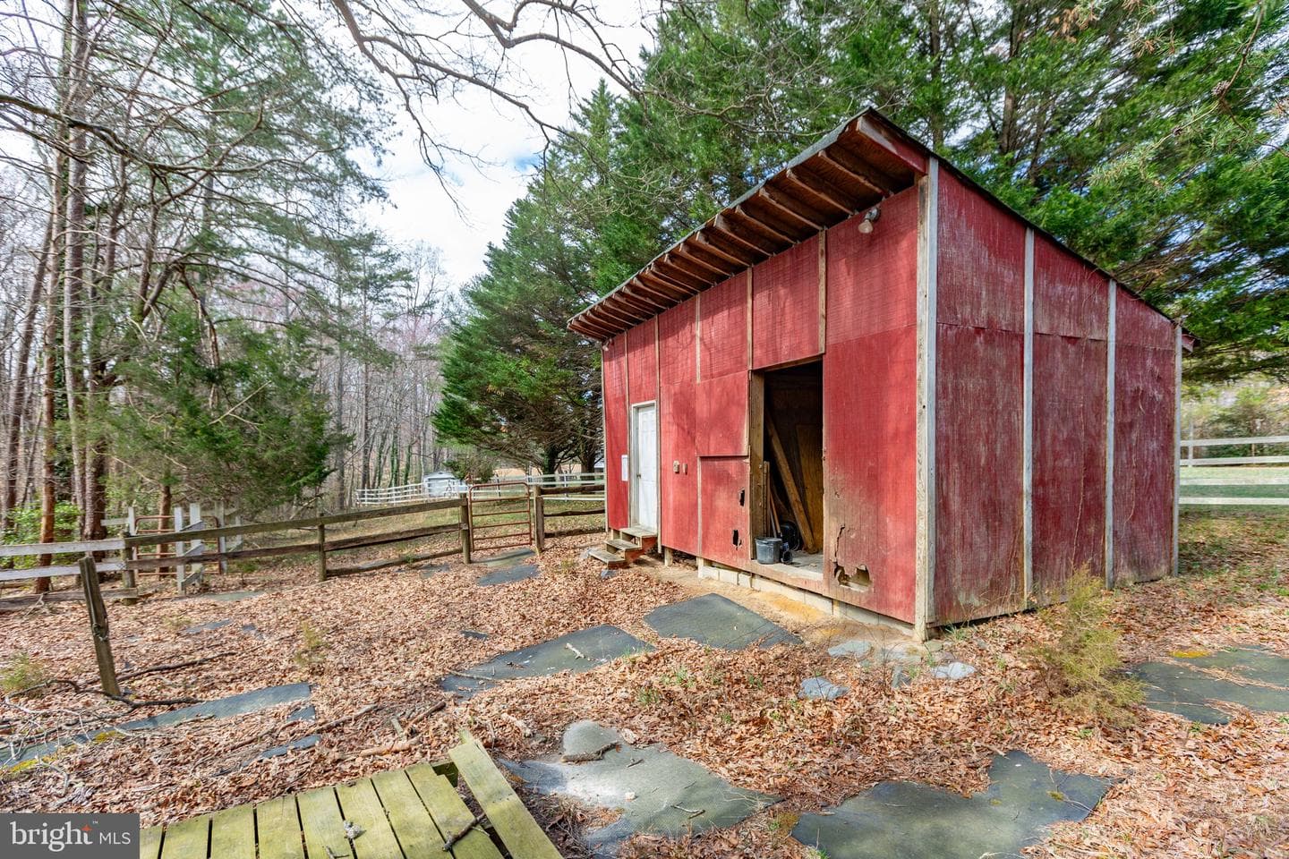 112 Longview Lane photo 36