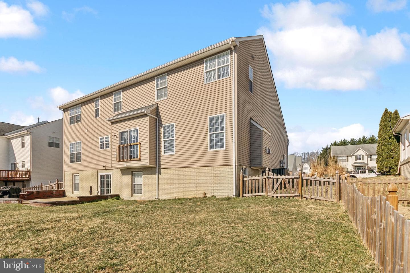 10325 Lees Crossing Lane photo 24