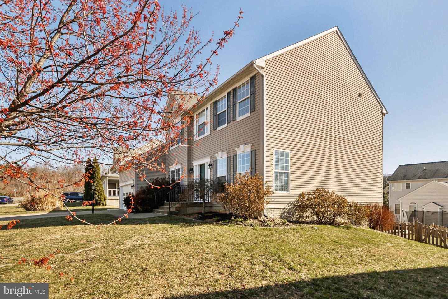10325 Lees Crossing Lane photo 3