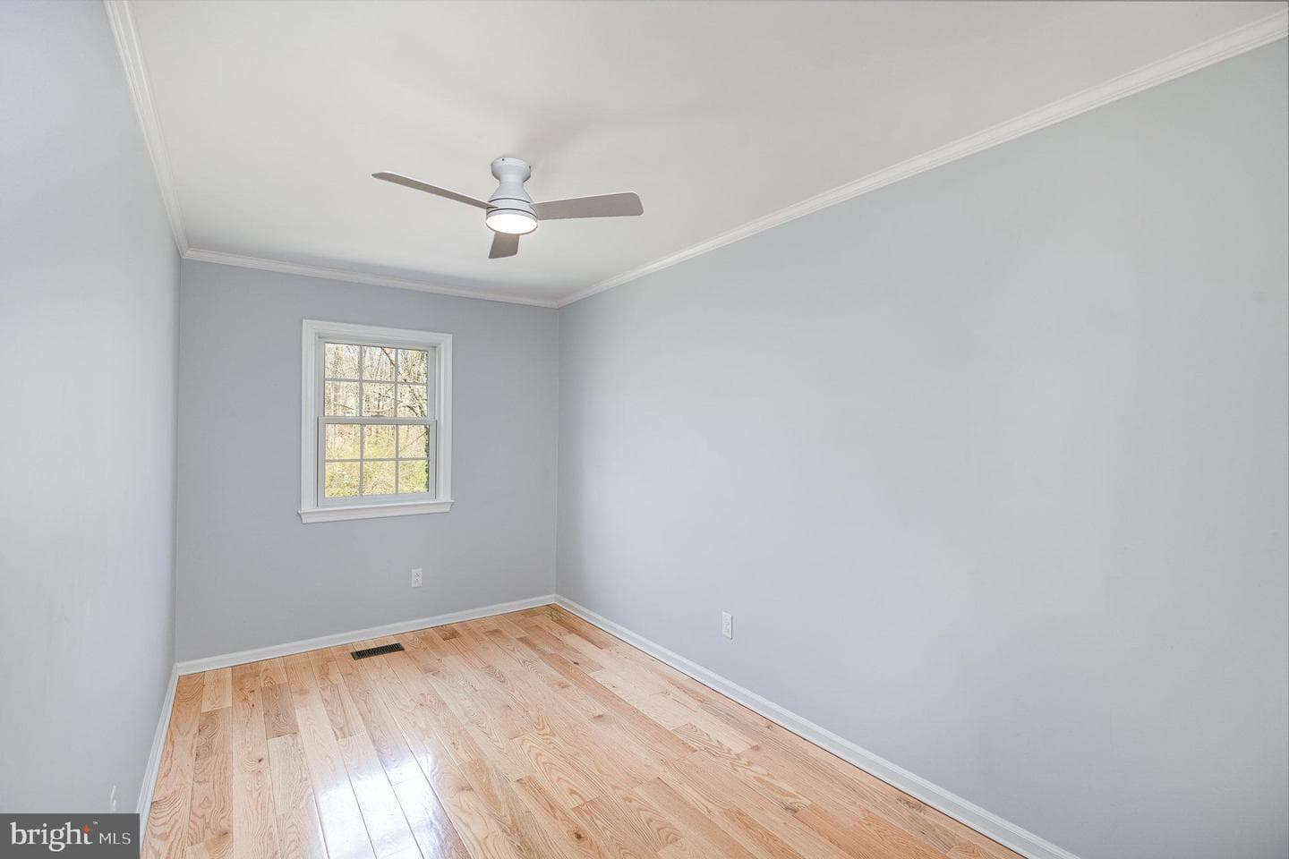 122 Janney Court photo 18