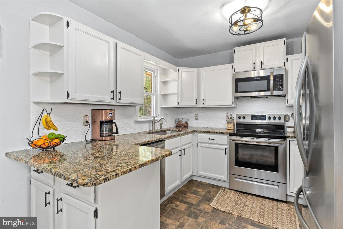 8304 S McLaws Place photo 10