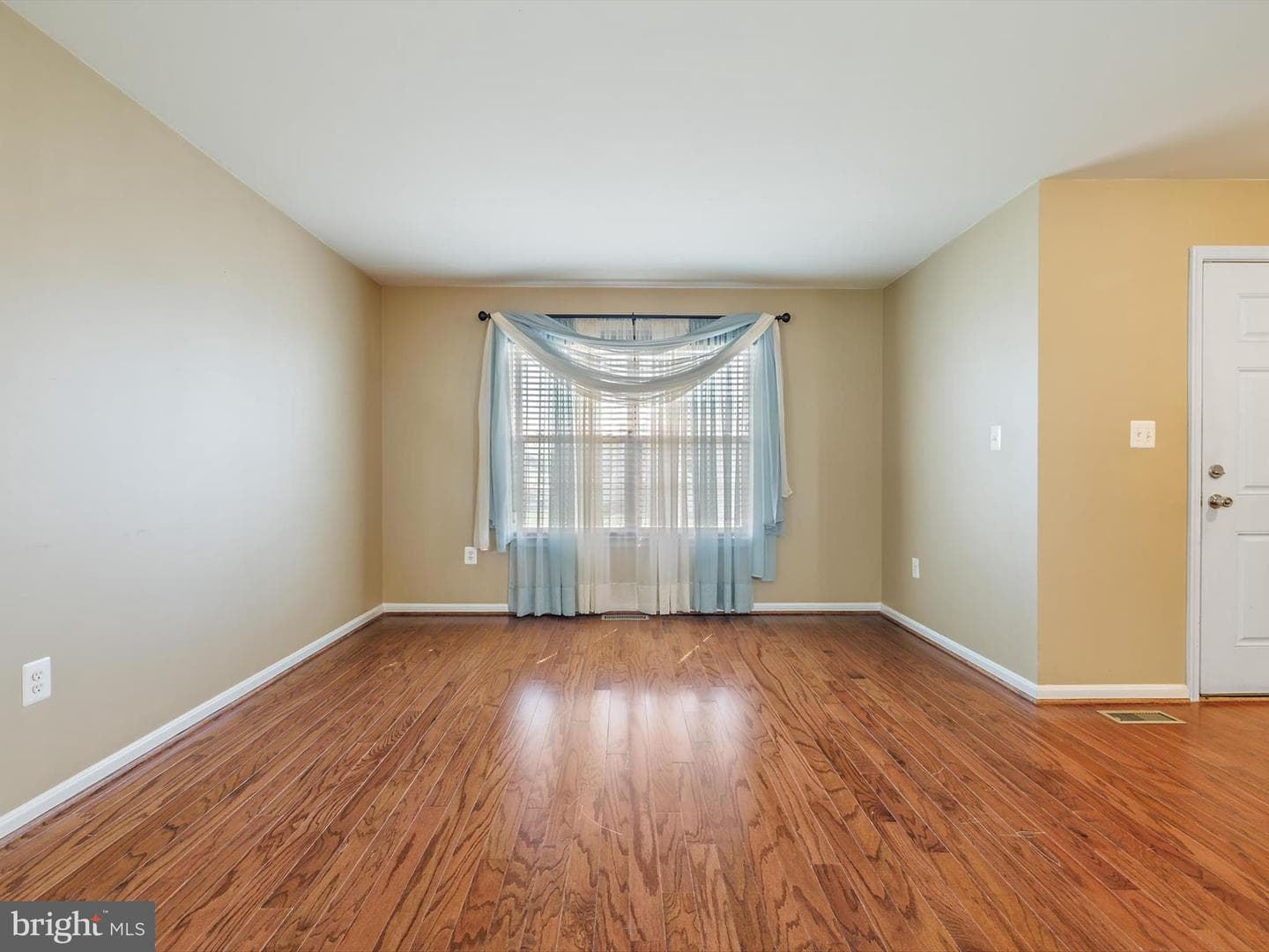 5720 Glen Eagles Drive photo 6