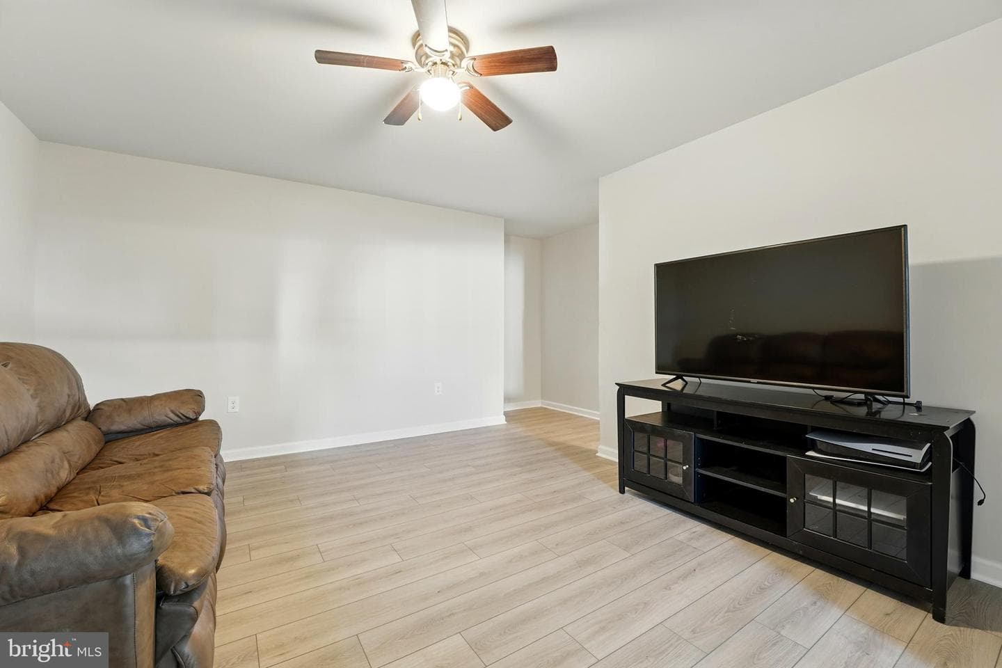 11209 Spring Meadow Boulevard photo 27