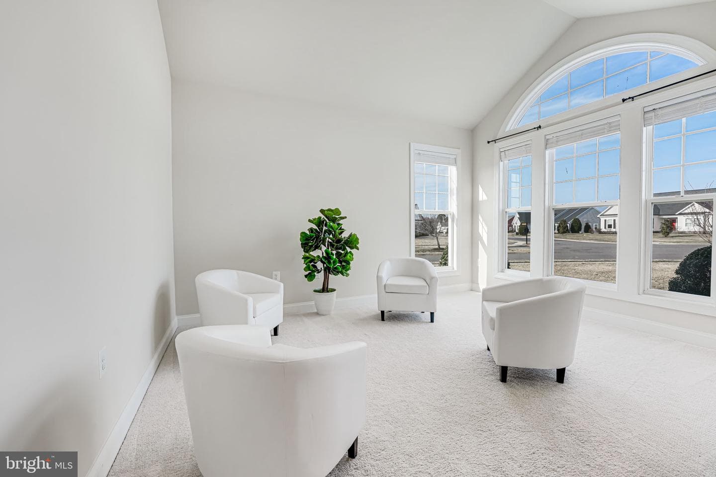 11708 Eagle Ridge Drive photo 4