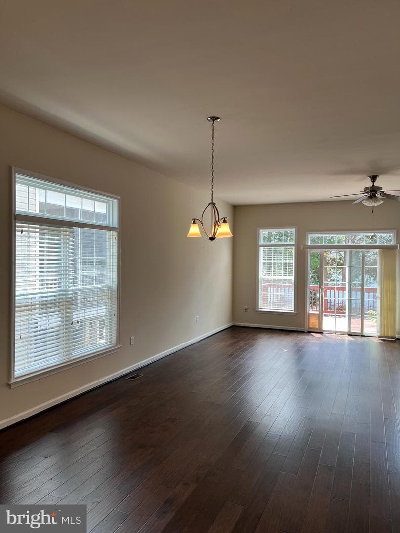 5716 Spring Arbor Circle photo 5