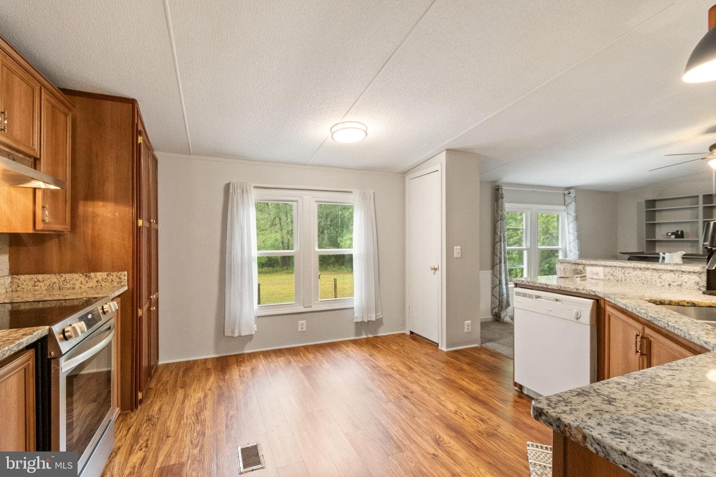 12805 W Catharpin Road photo 6