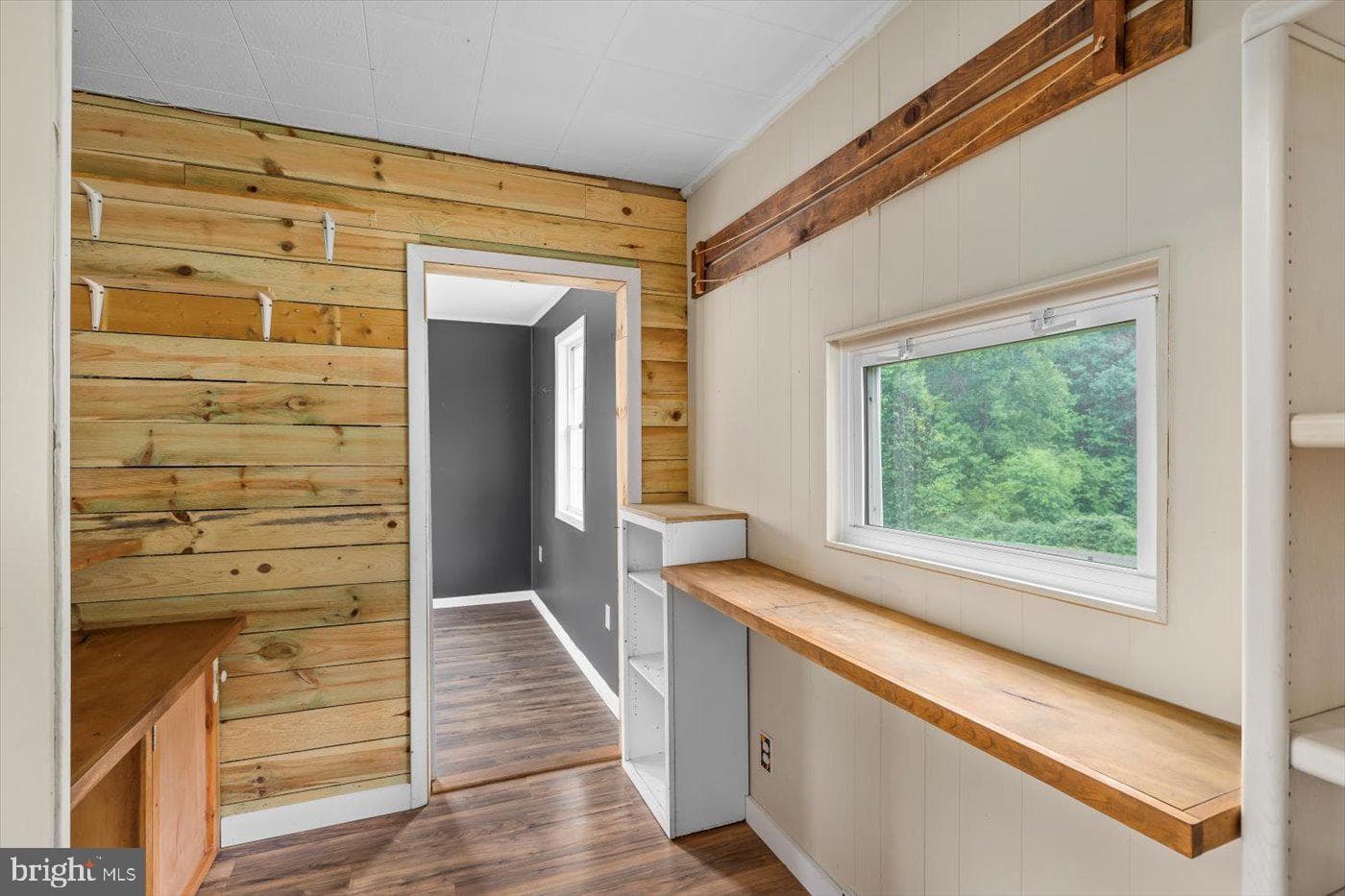 7615 Morris Road photo 24