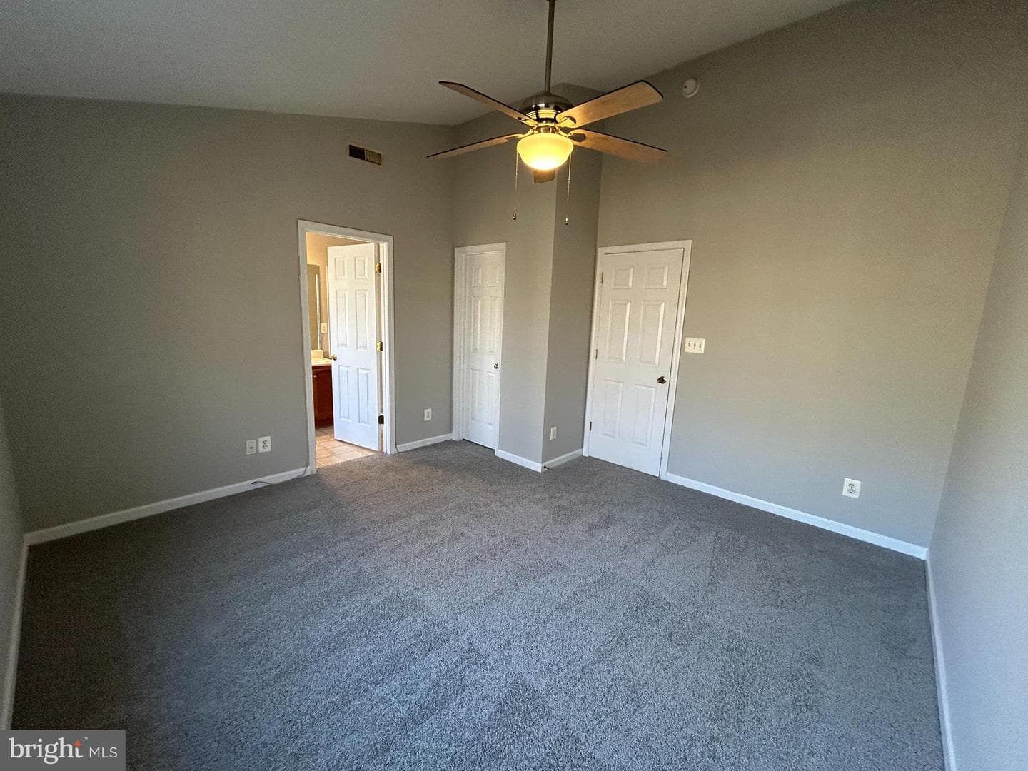 4213 Normandy Court photo 12