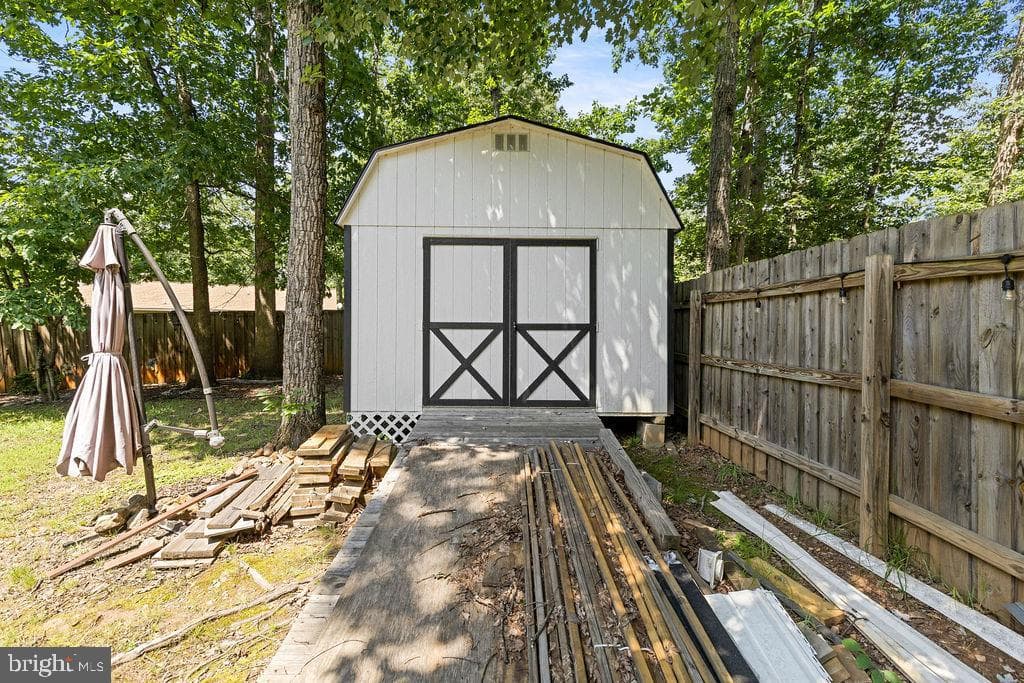 12407 Salient Lane photo 10