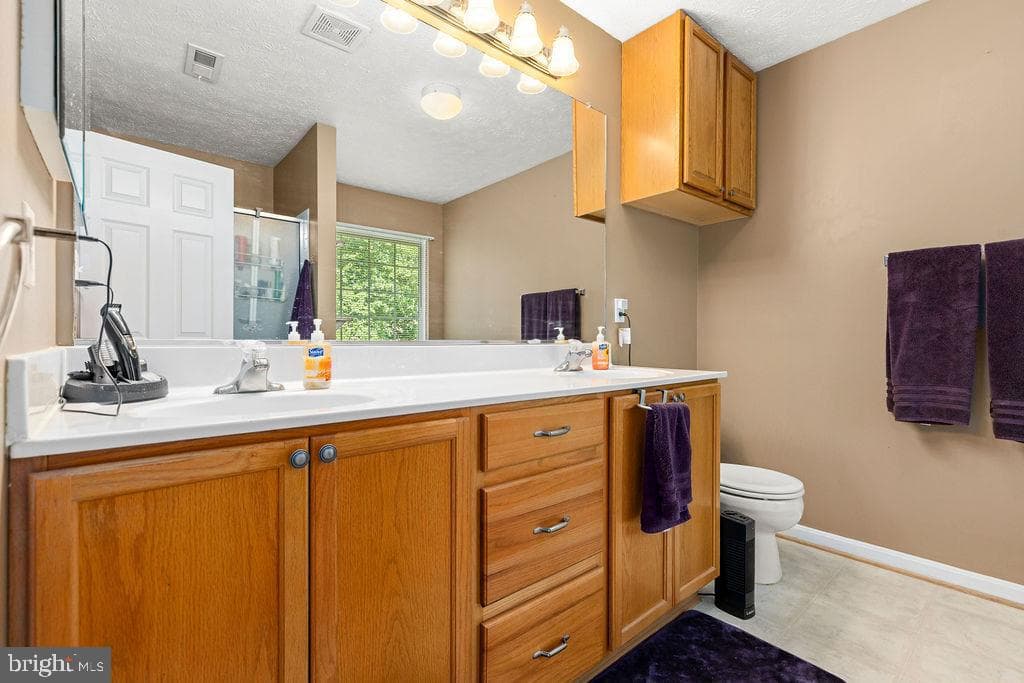 12407 Salient Lane photo 24