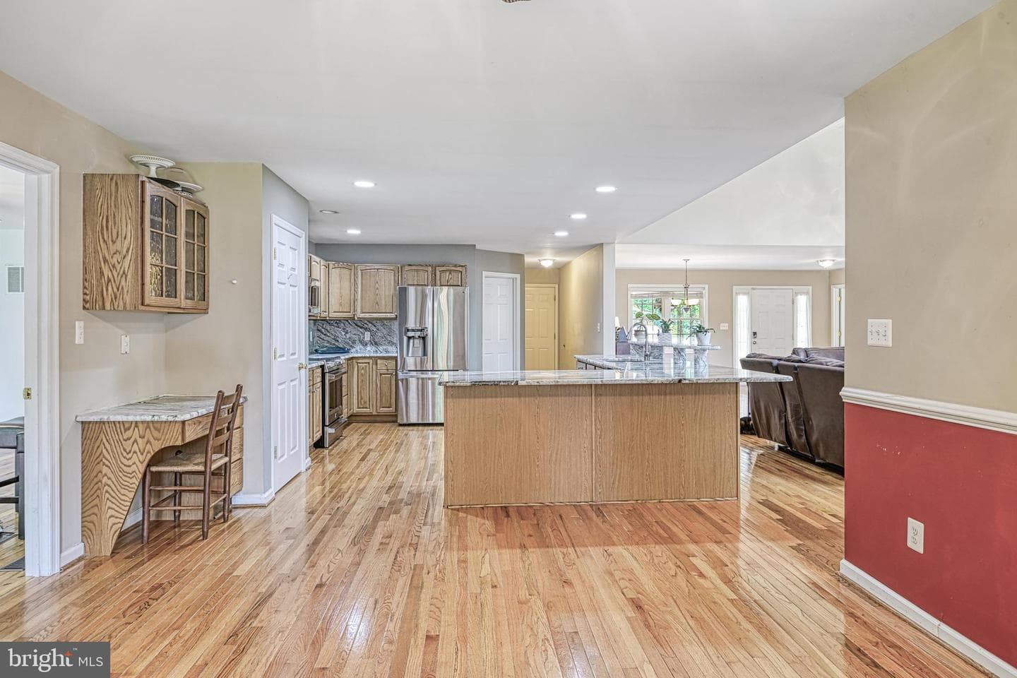 2406 Valentine Drive photo 27