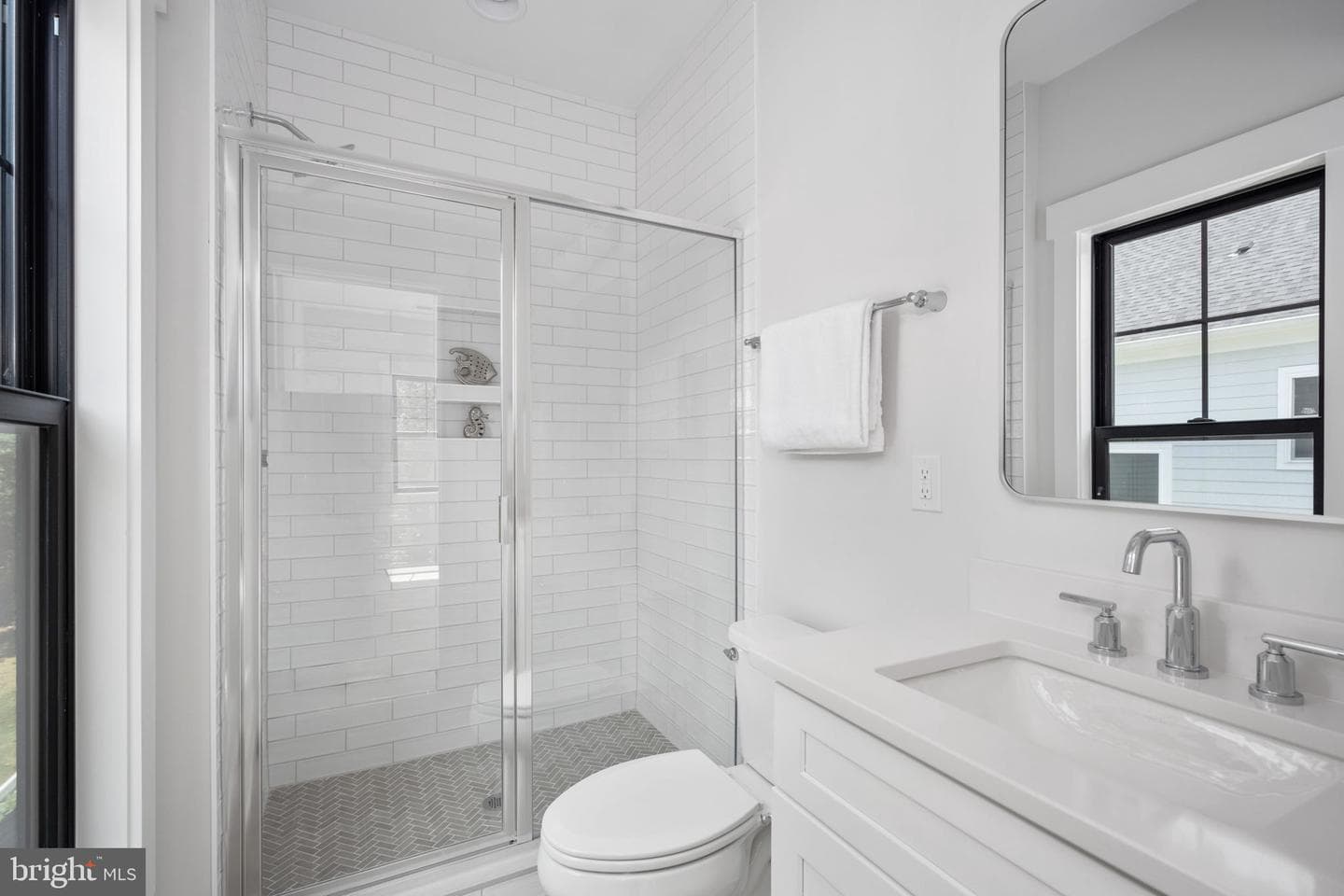 8627 Rosni Way photo 63