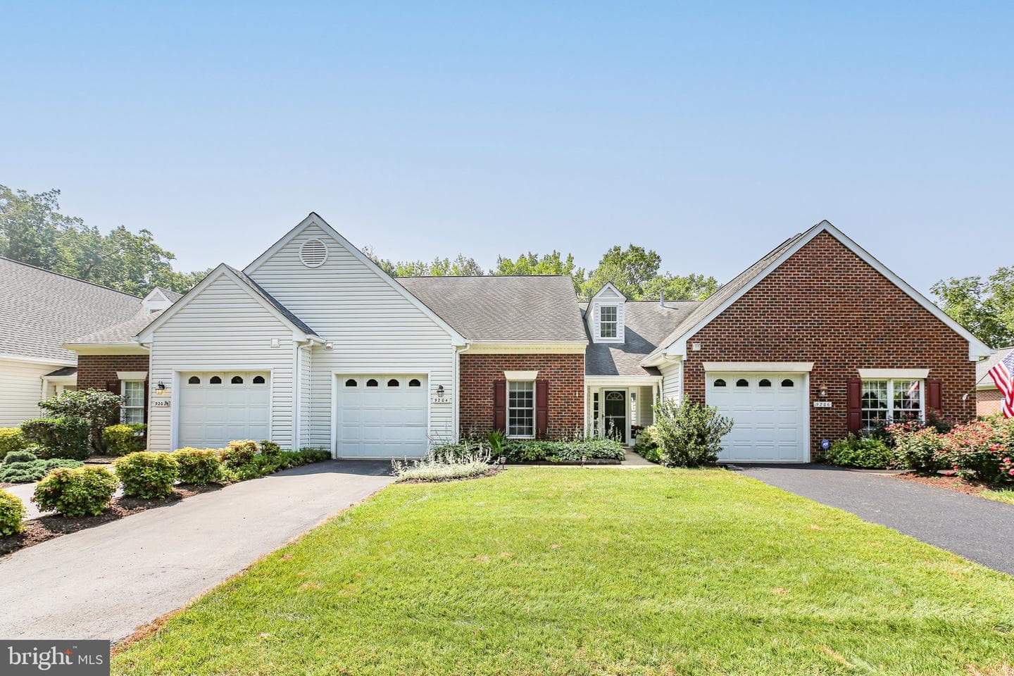 9204 Saint Andrews Lane photo 2