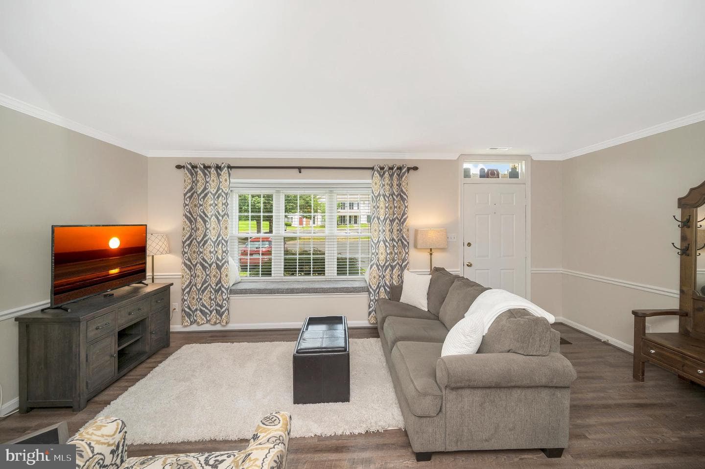 5170 Dominion Drive photo 4