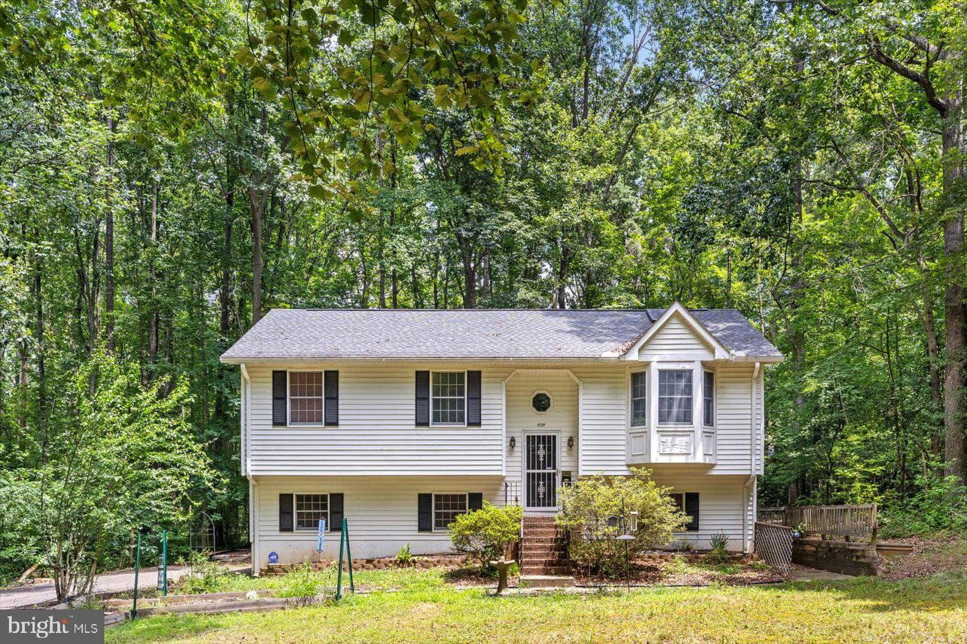 11701 Berry Lane photo 2