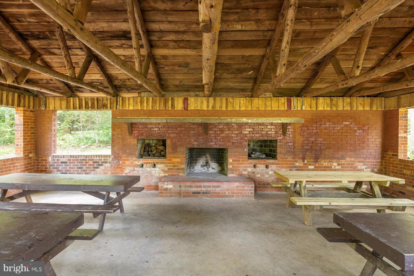 11701 Berry Lane photo 38