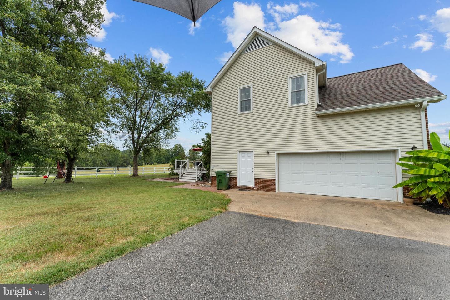 7330 Snow Hill Drive photo 5