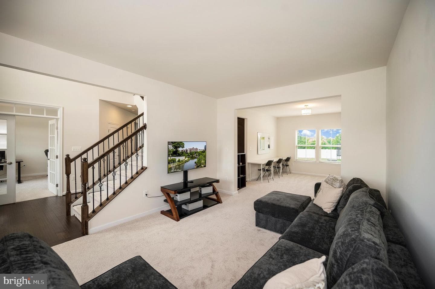 10512 Napoleon Street photo 10