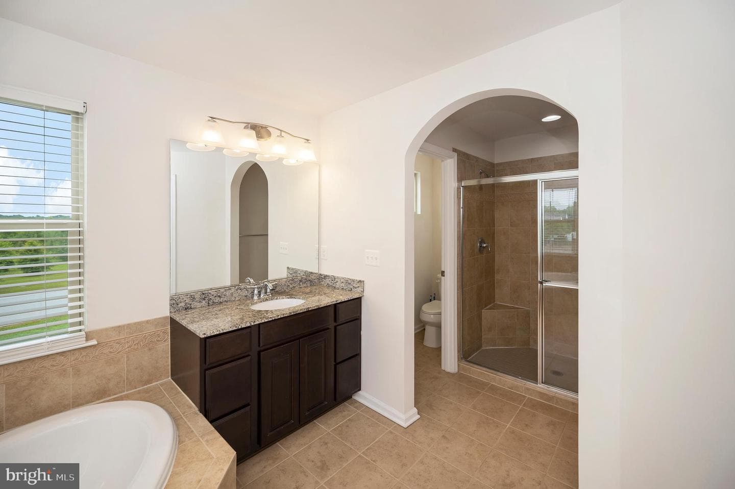 10512 Napoleon Street photo 39
