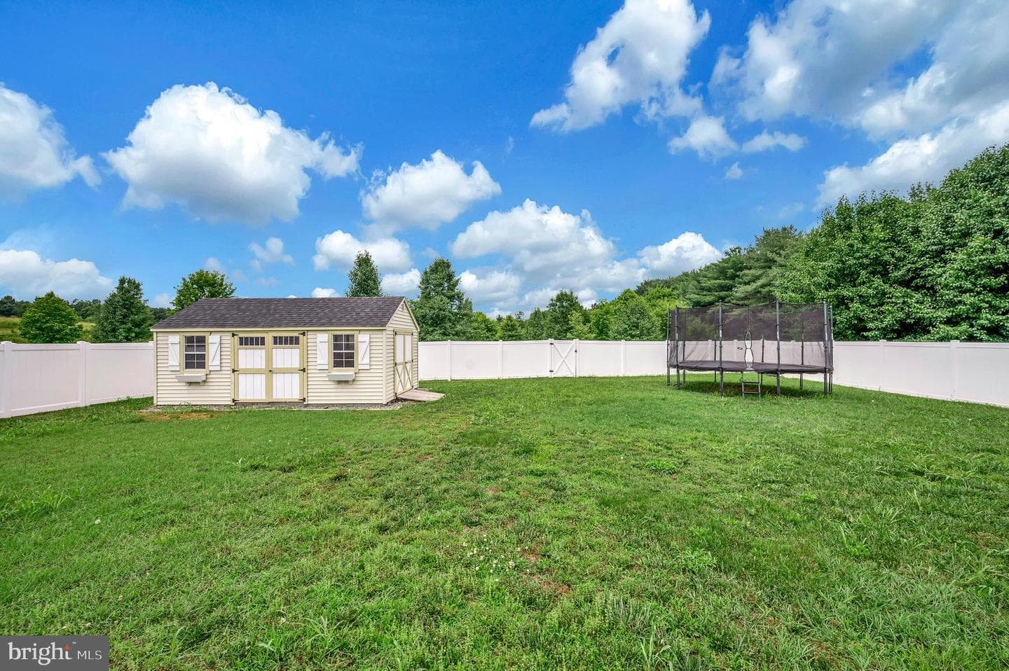 10512 Napoleon Street photo 56