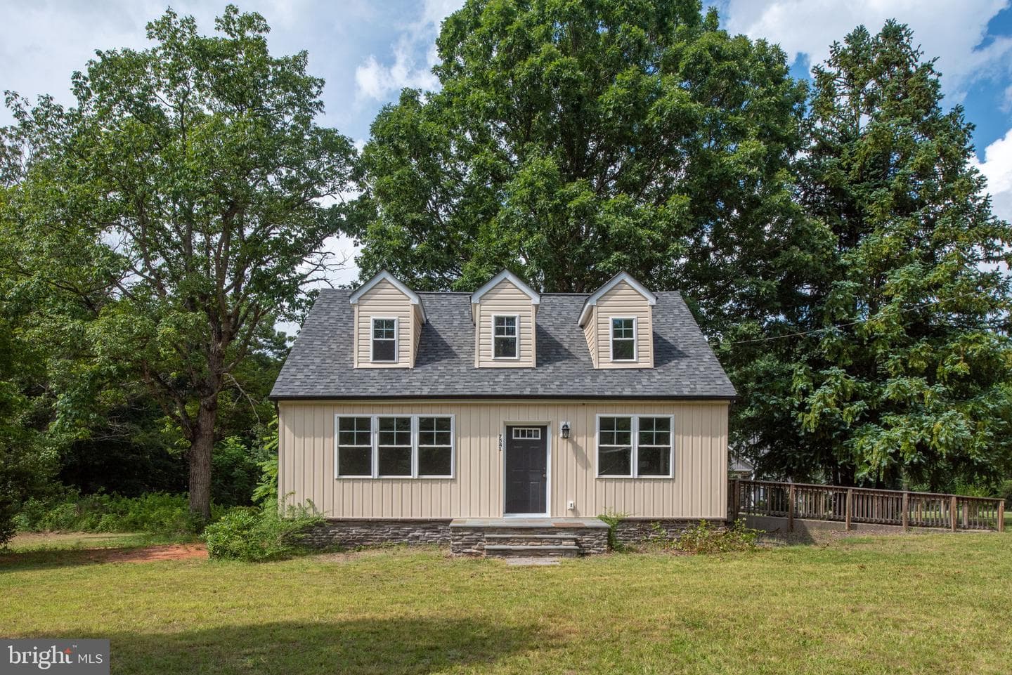 7541 Lawyers Road photo 1