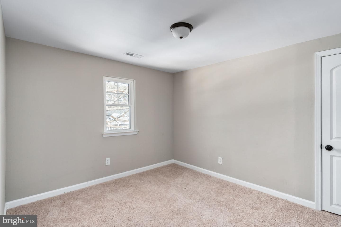 7541 Lawyers Road photo 28
