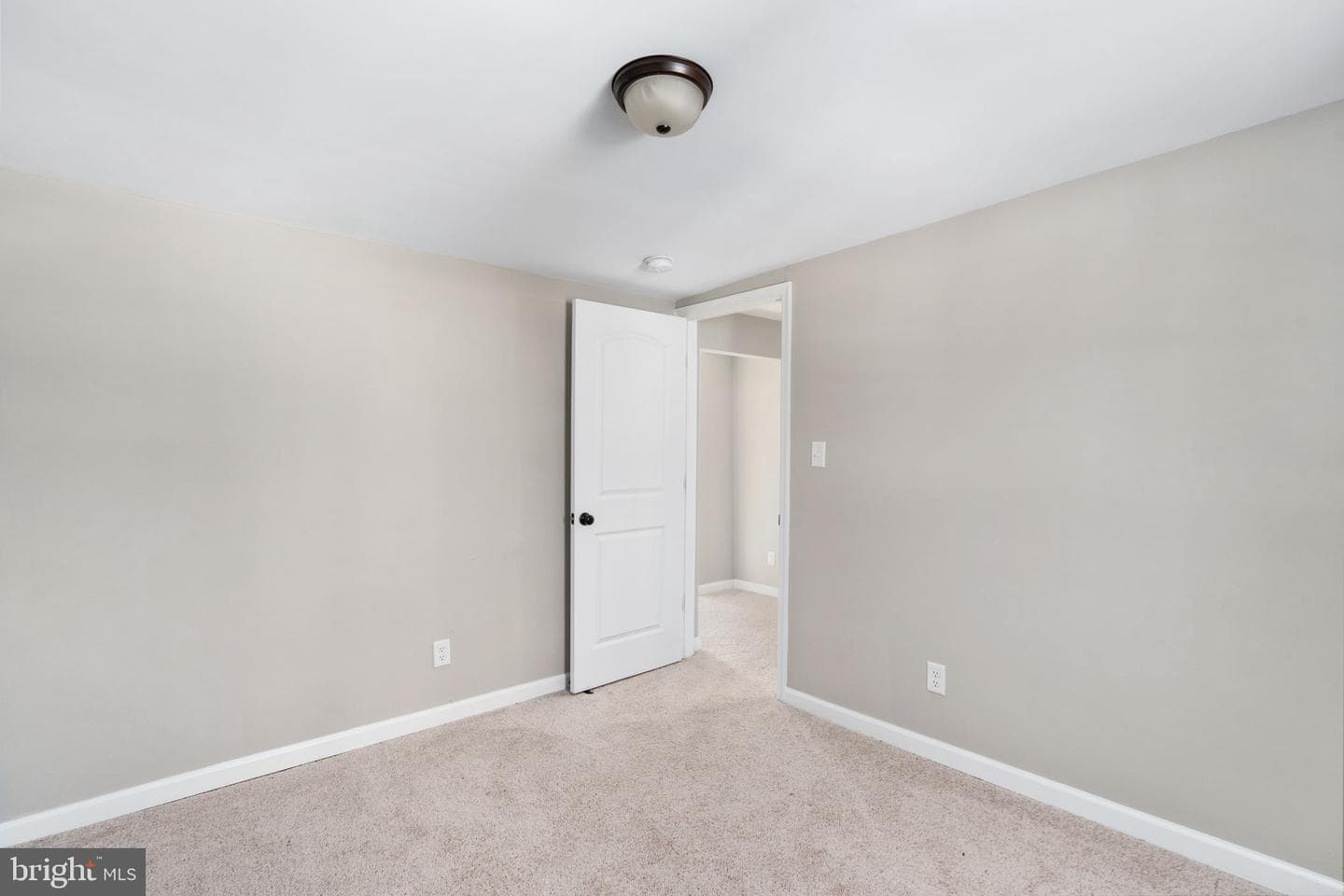 7541 Lawyers Road photo 29