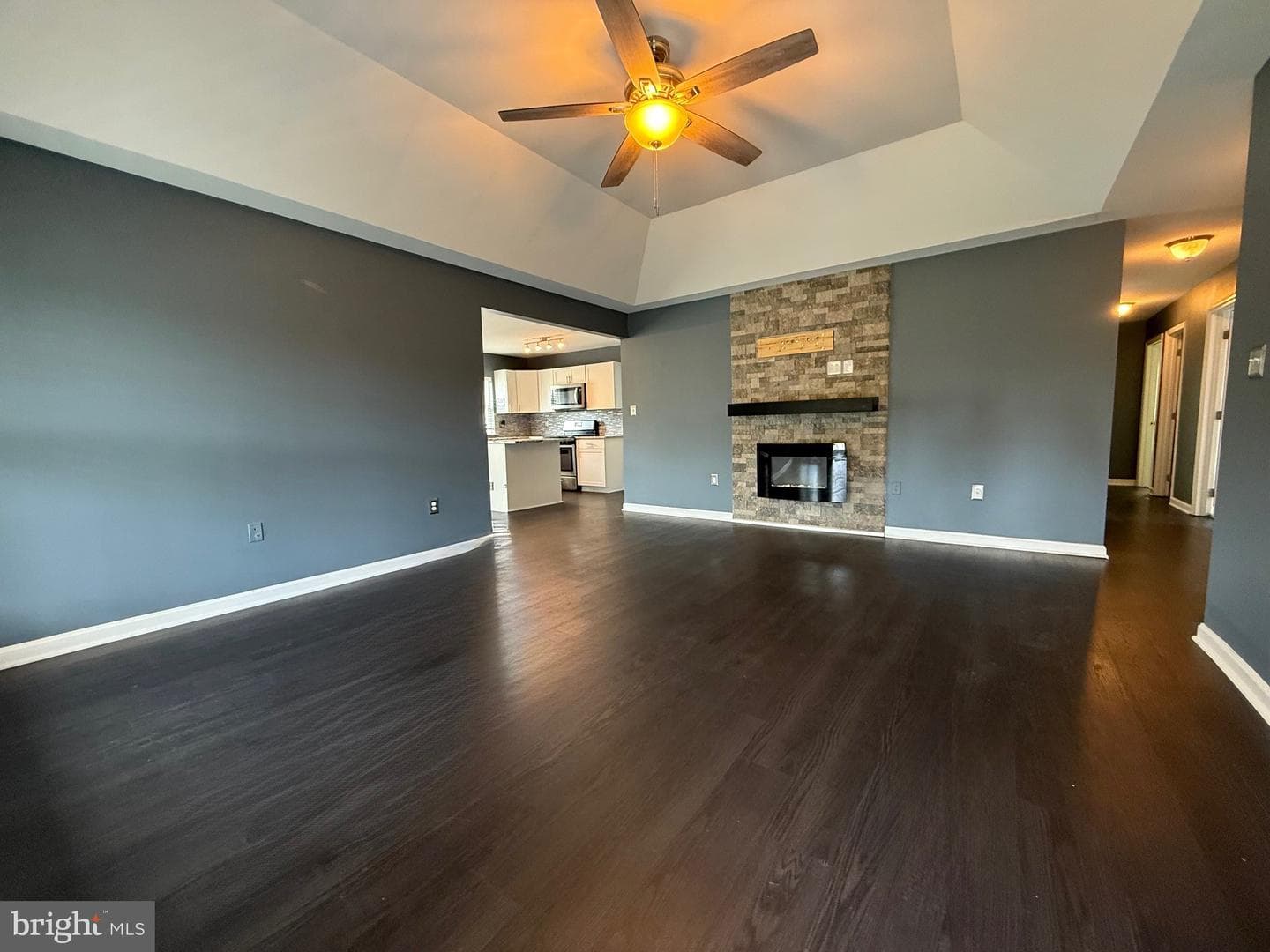 9903 Bethwood Drive photo 4