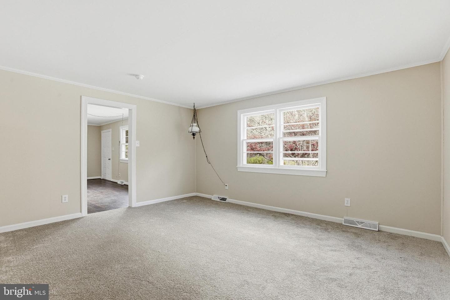 10619 Catharpin Road photo 7