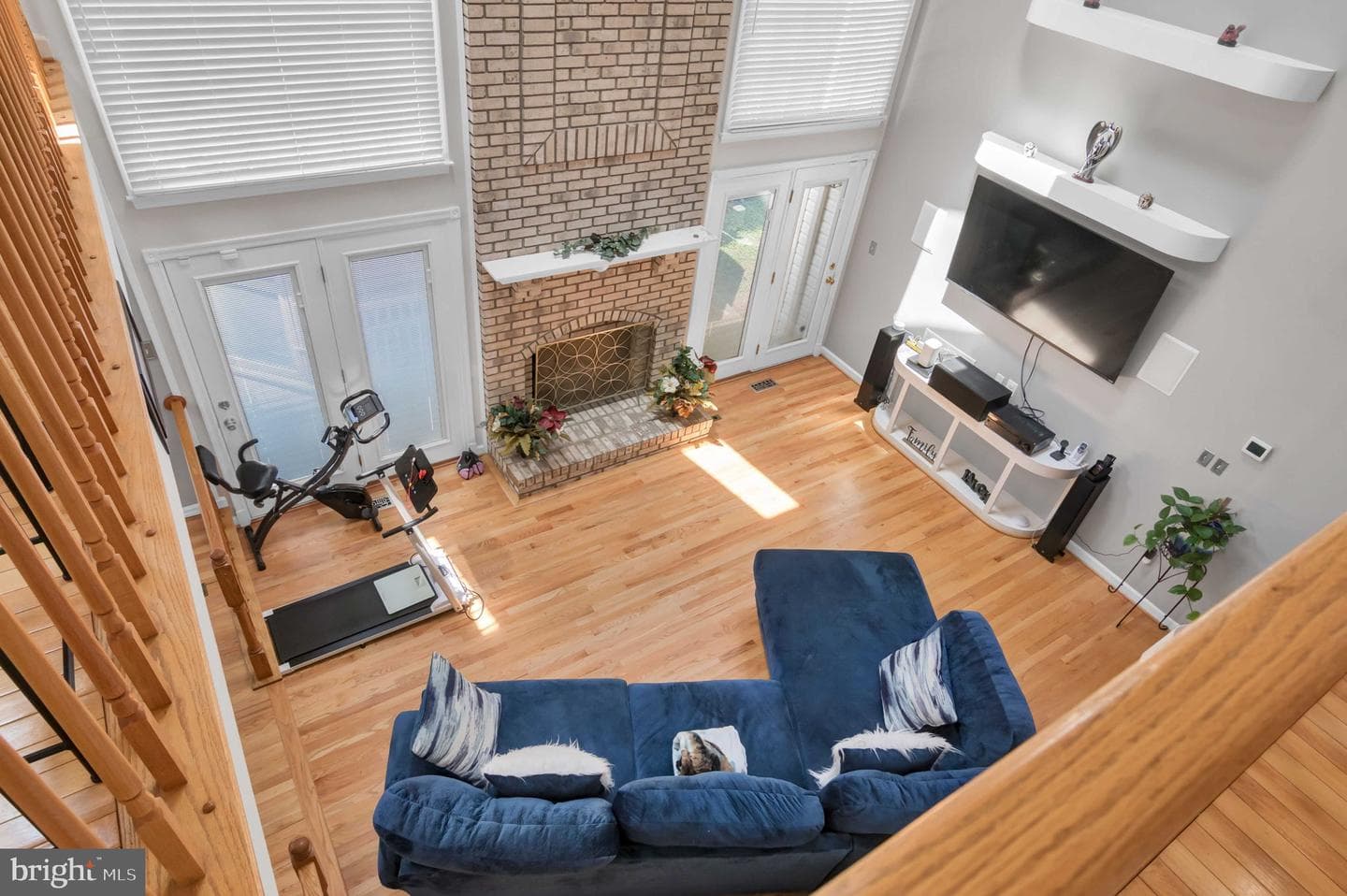 10404 Amherst Circle photo 37