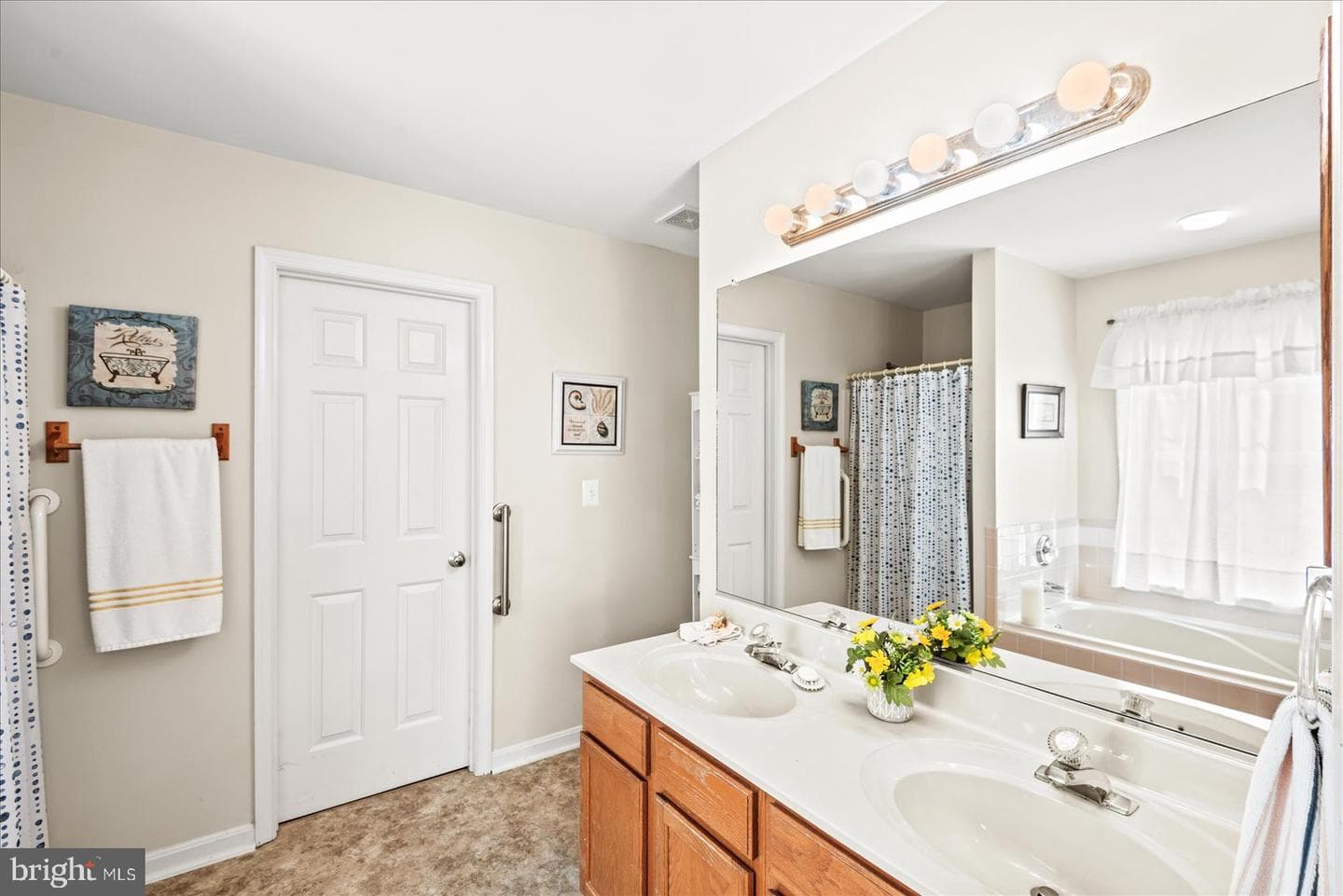 10415 Kings Cove Court photo 22