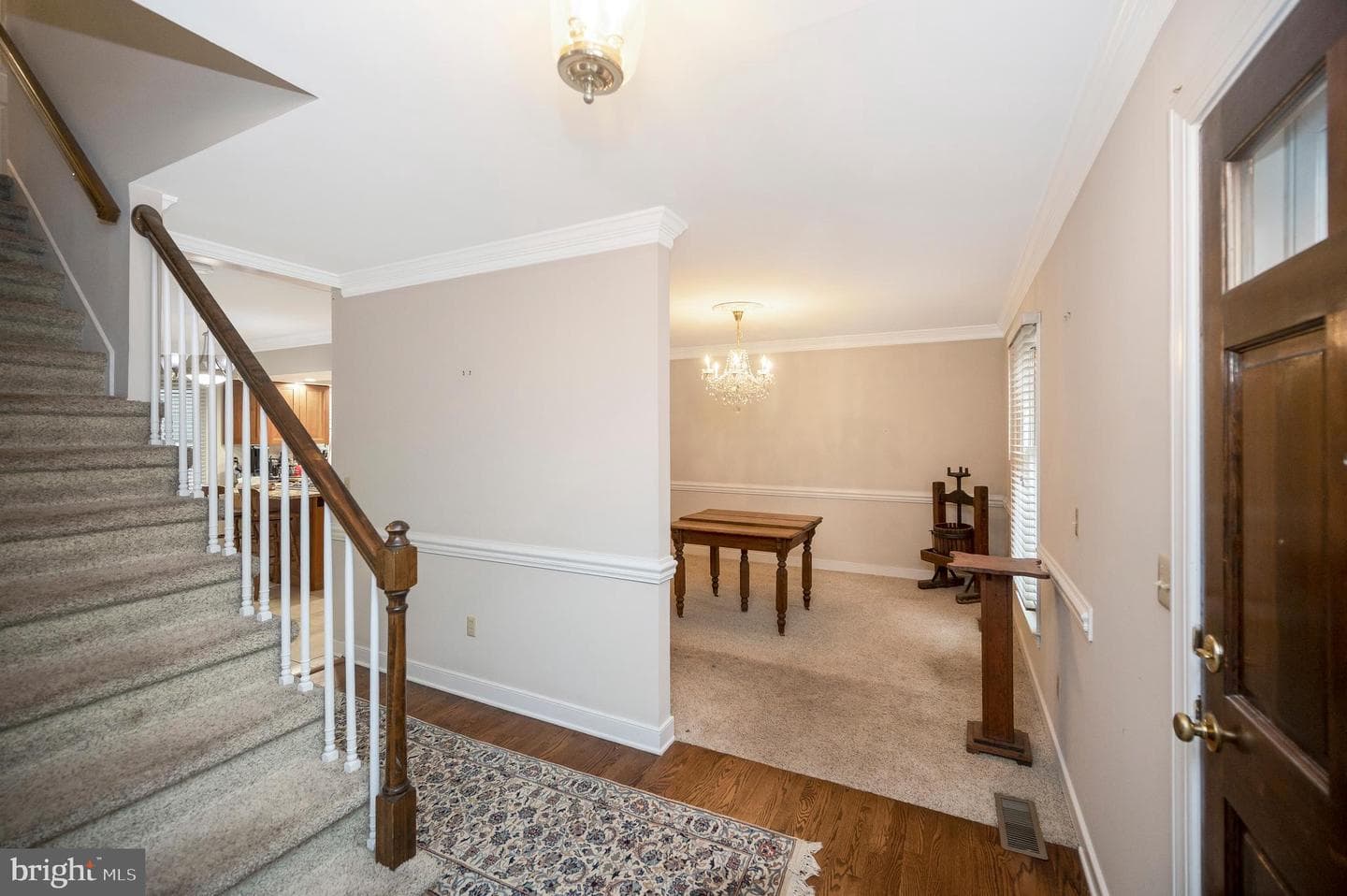 416 Whitecliff Drive photo 18