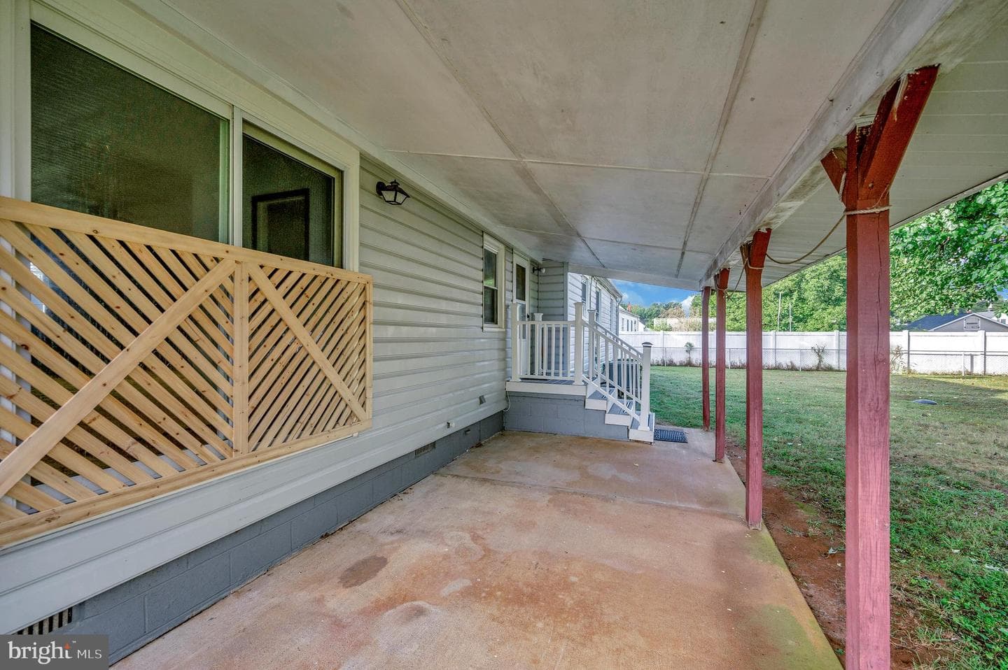 205 Hamilton Street photo 38