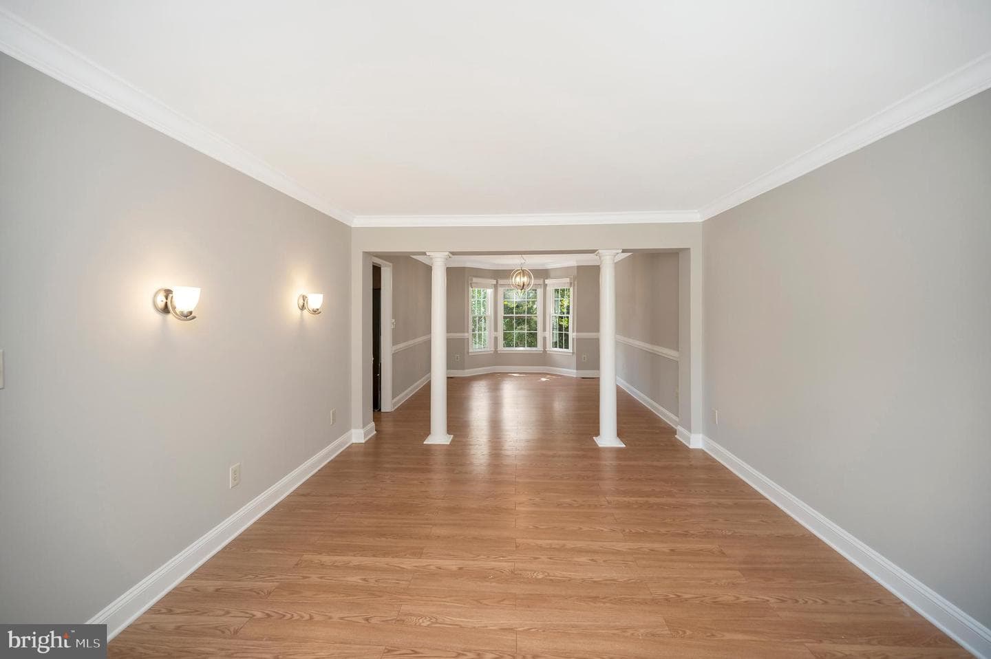 4310 Essex Court photo 13