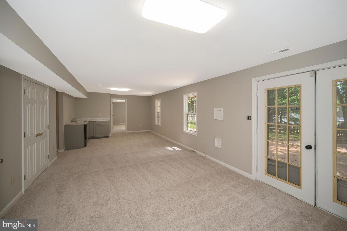 4310 Essex Court photo 55