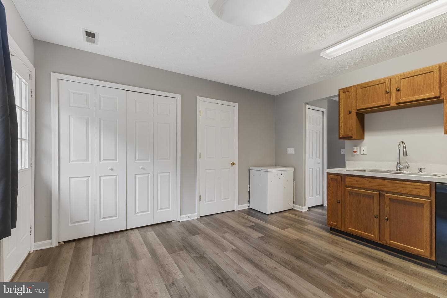 9738 W Midland Way photo 12