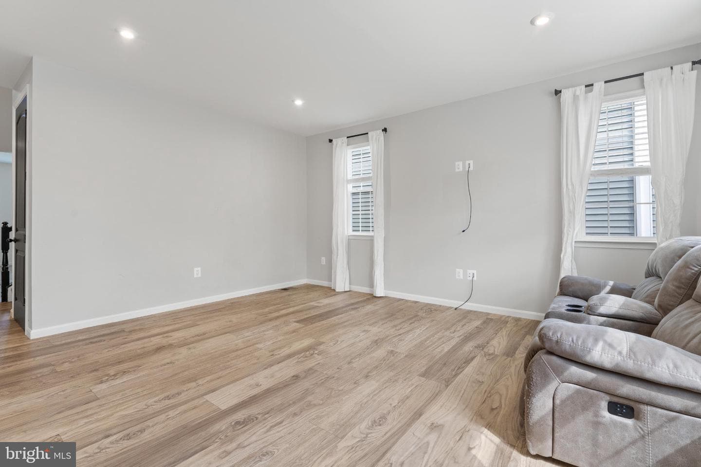 5508 Redgum Lane photo 32