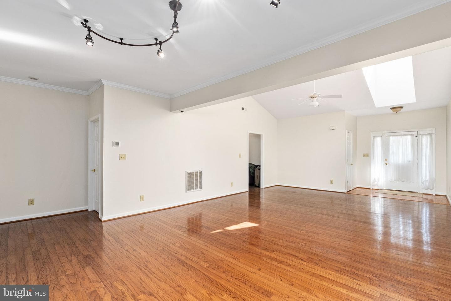 11302 Patrick Henry Lane photo 16