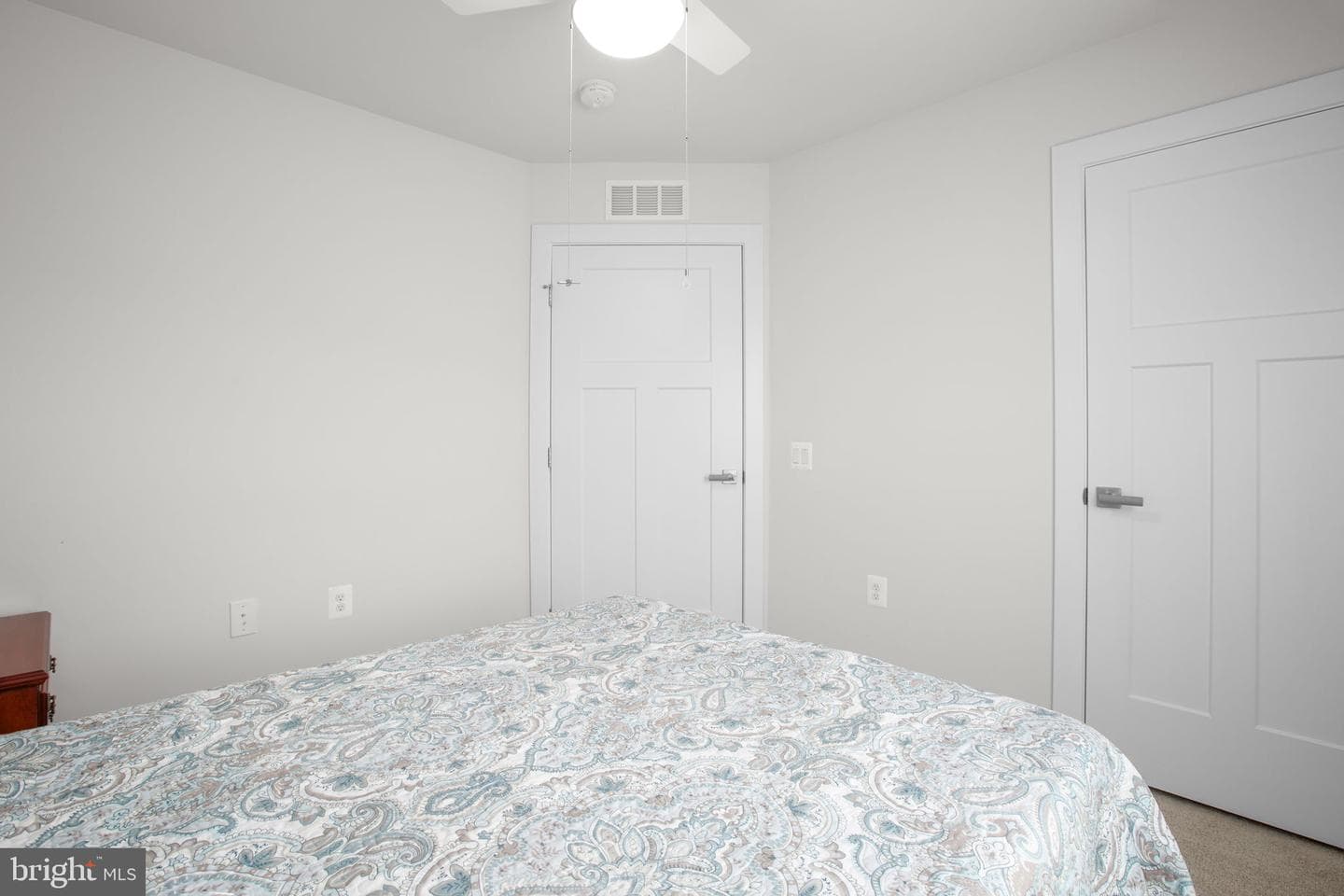 7411 Brentford Terrace photo 18
