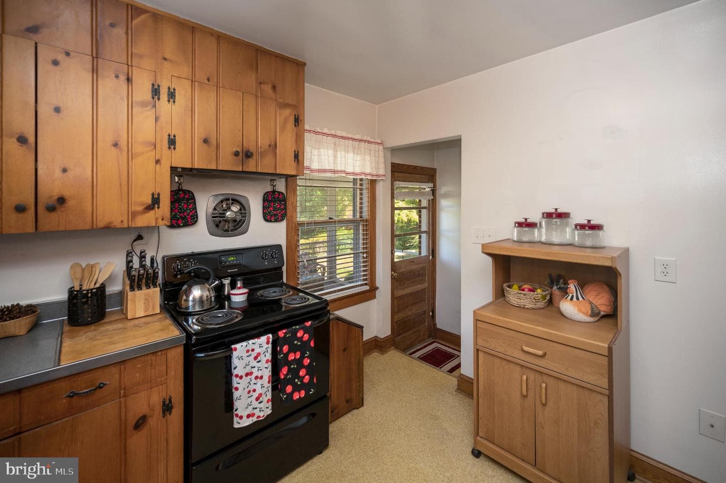8625 Brock Road photo 16