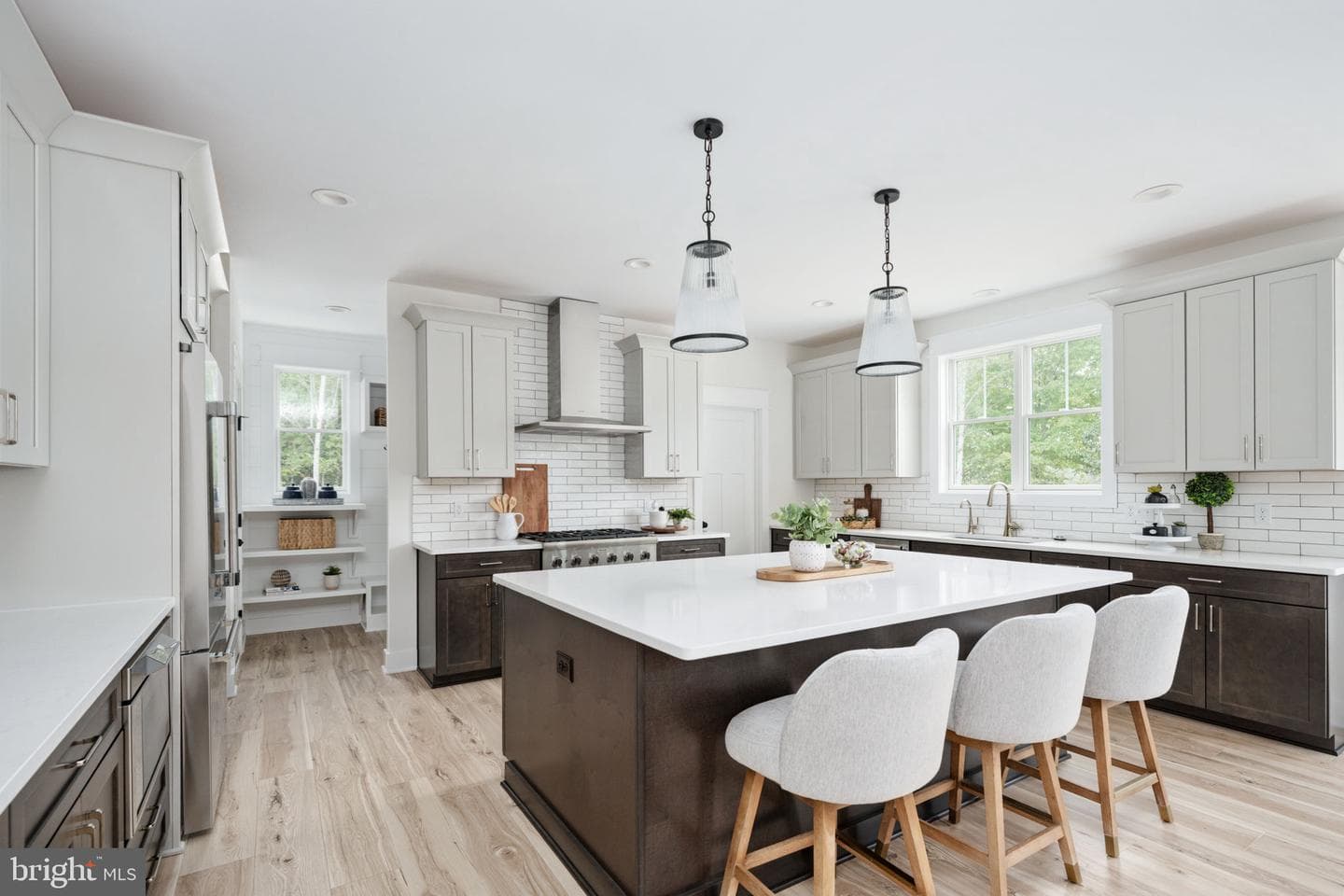 8537 Highclere Lane photo 8