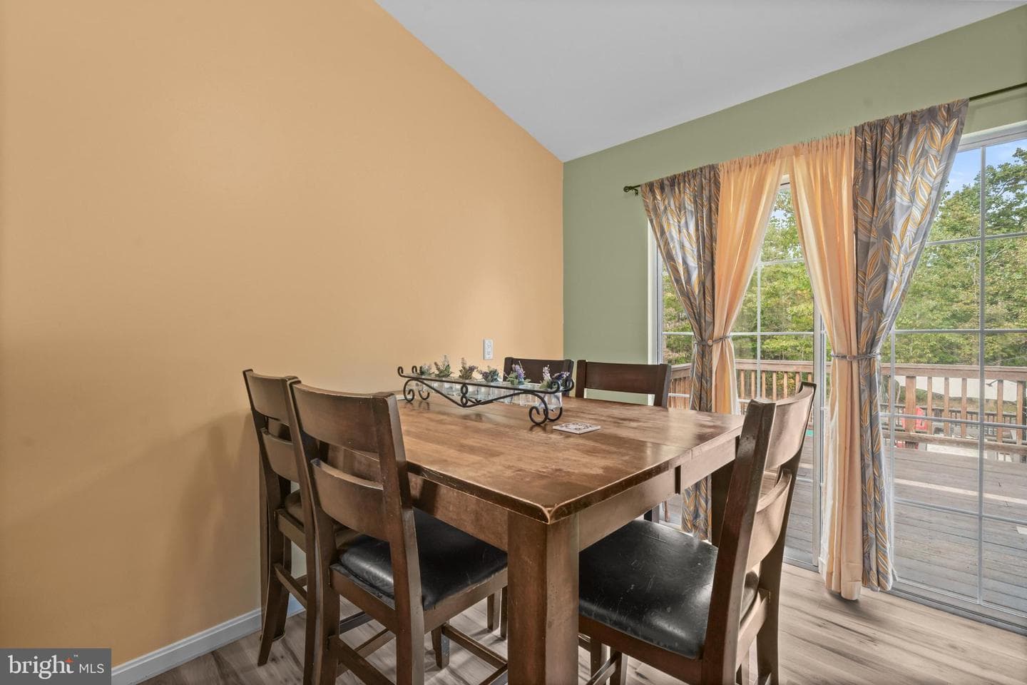 9811 Deer Park Drive photo 11