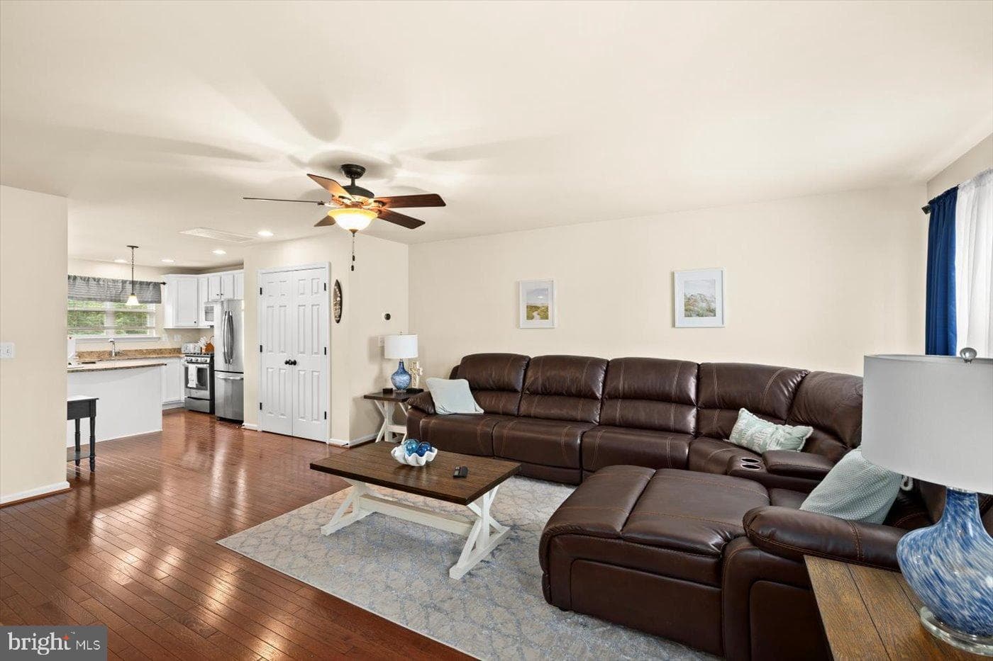 2338 Drake Ln photo 18