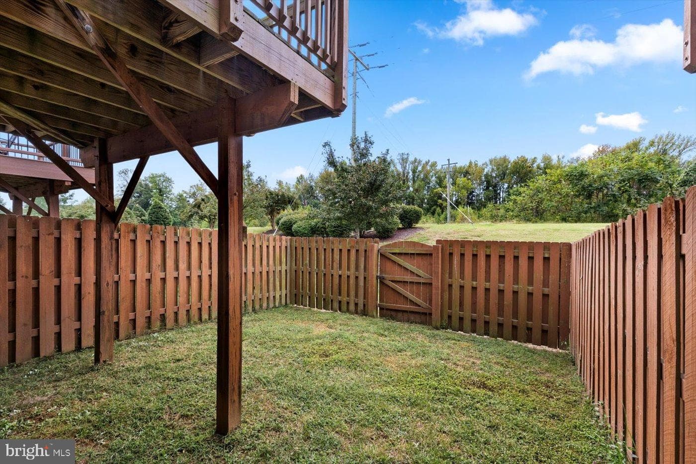 2338 Drake Ln photo 5