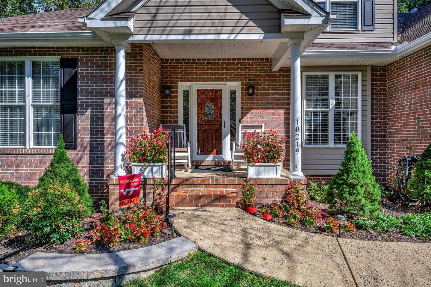 10219 Colechester Street photo 5