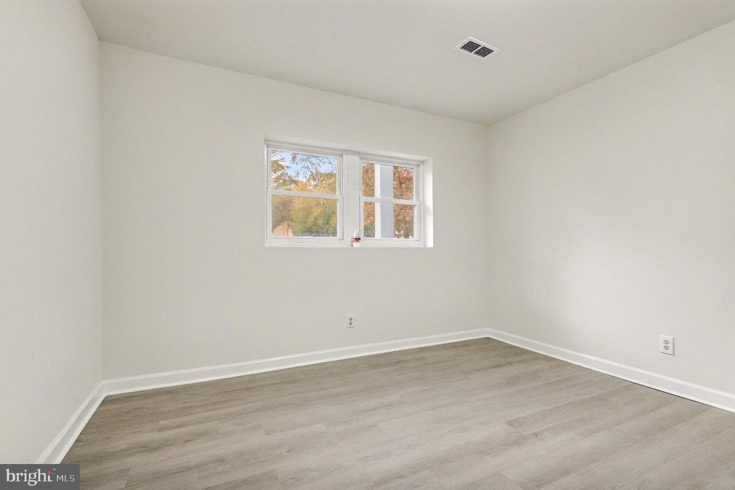 415 Cooper Street photo 19